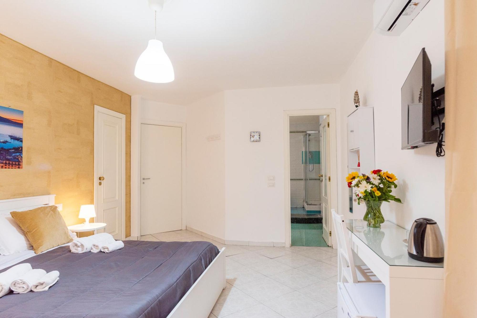 Napoli Centro, Dm Suites Exterior foto