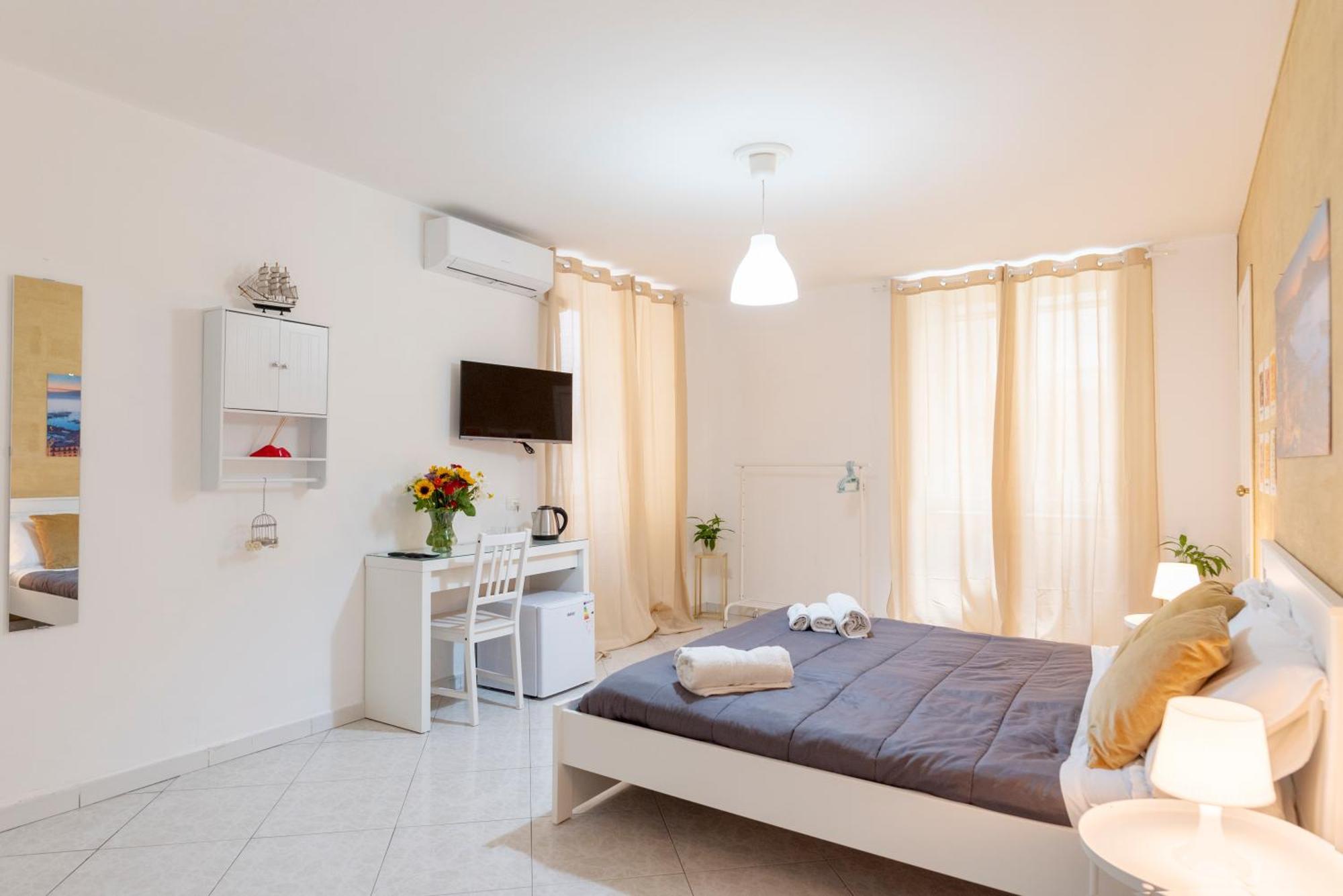 Napoli Centro, Dm Suites Exterior foto