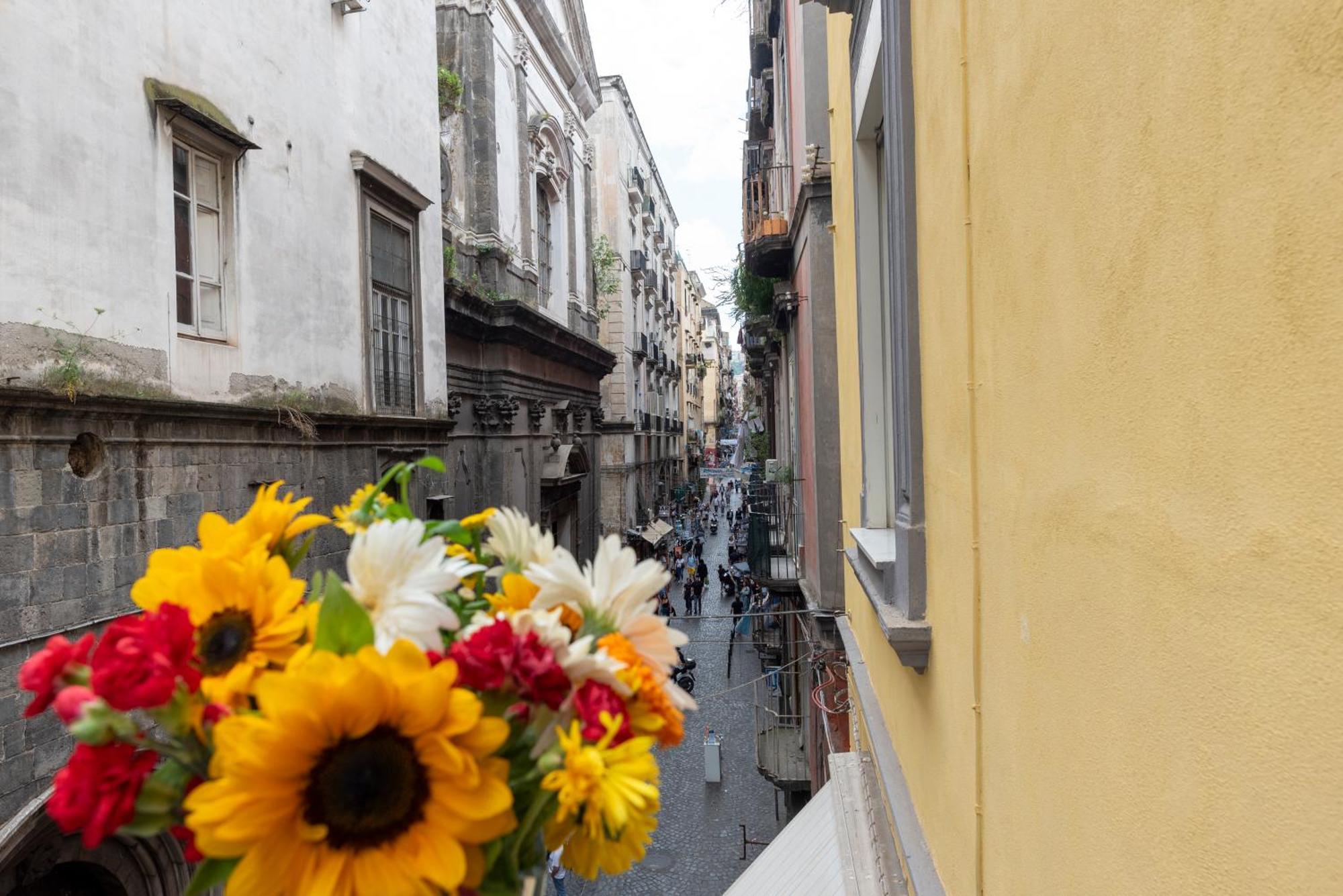 Napoli Centro, Dm Suites Exterior foto